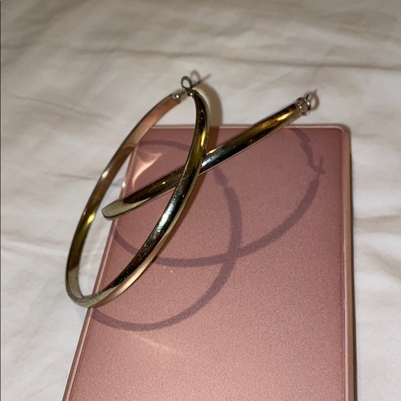 Jewelry - Gold hoop earrings
